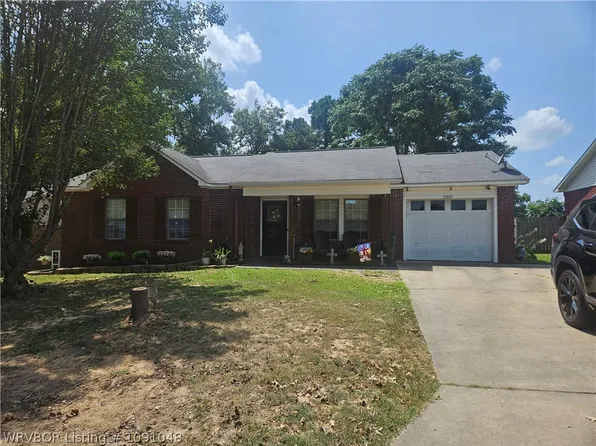 2207 Quarry Dr, Van Buren, AR 72956