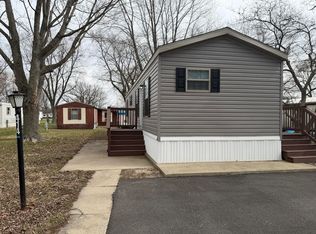 414 Carriage Lane Est #414, Streator, IL