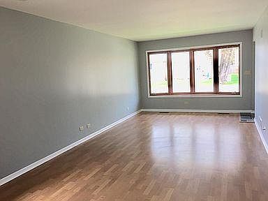2nd image of 26355 W 98th Pl