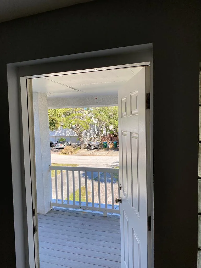 2 bed, 900 sqft, $1,449 — Photo 1