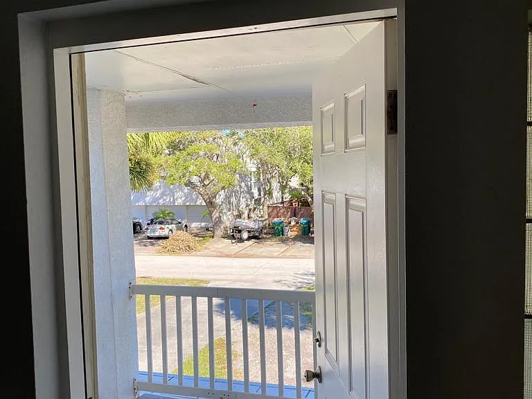409 Harrison Ave #4 — Photo 1