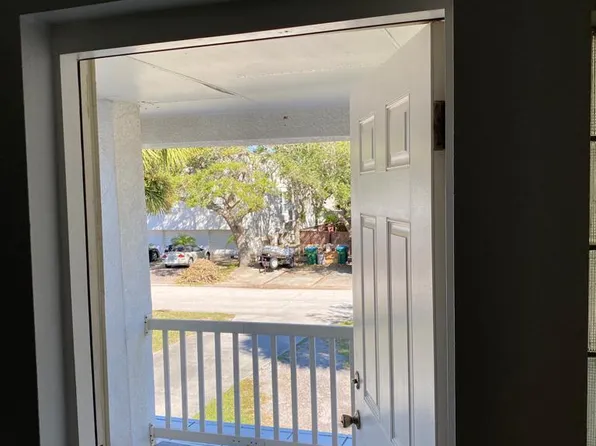 409 Harrison Ave #4, Cape Canaveral, FL 32920