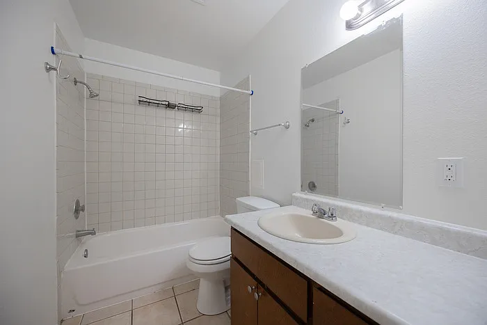 617 E Brown Rd — Photo 18