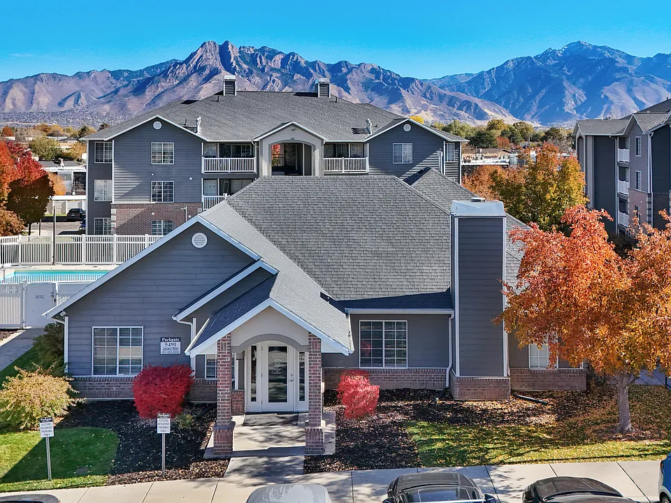 Parkgate Apartments