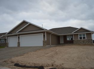 3568 Becket Dr, Green Bay, WI 54313