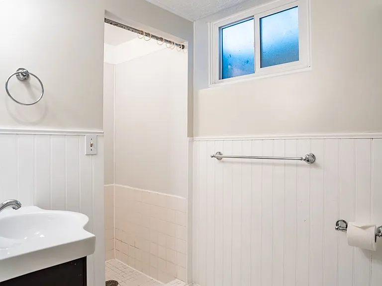 542 N 150 E — Photo 12