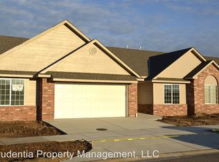 4074 N Parkdale St, Maize, KS 67101