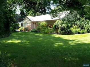 23 Knickerbocker Rd, Demarest, NJ 07627