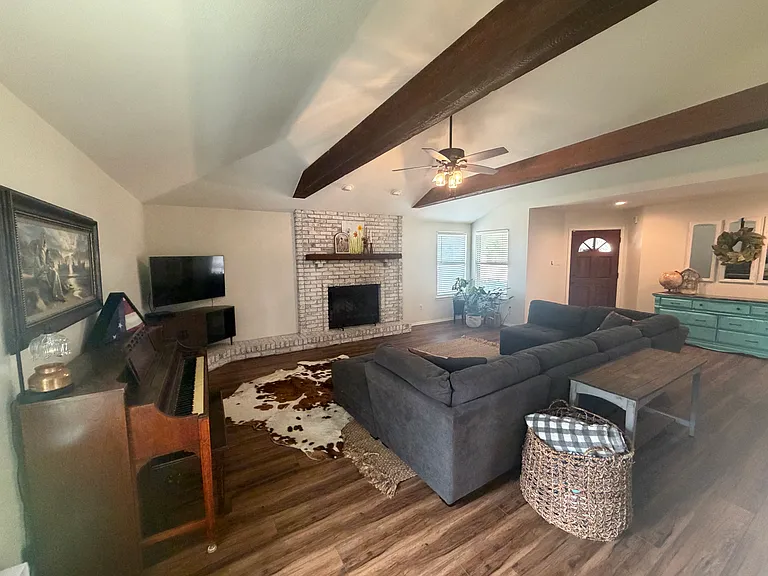 3821 Don January Ave — Photo 14