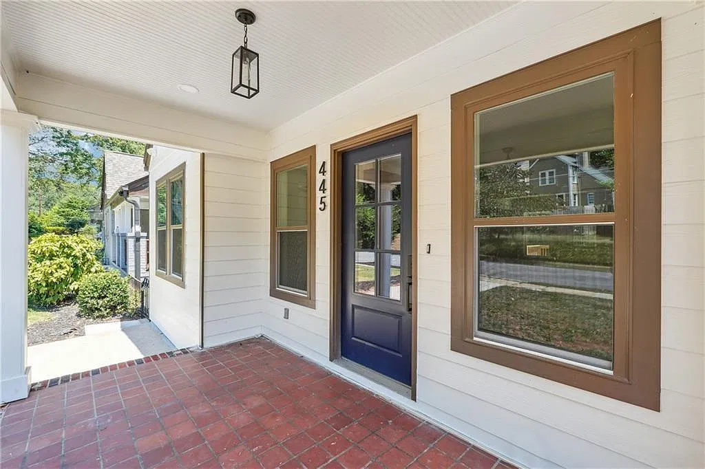 4 bed, 3.0 bath, 2300 sqft, $2,750 — Photo 3