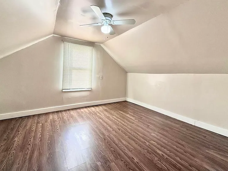 6847 Continental Ave — Photo 17