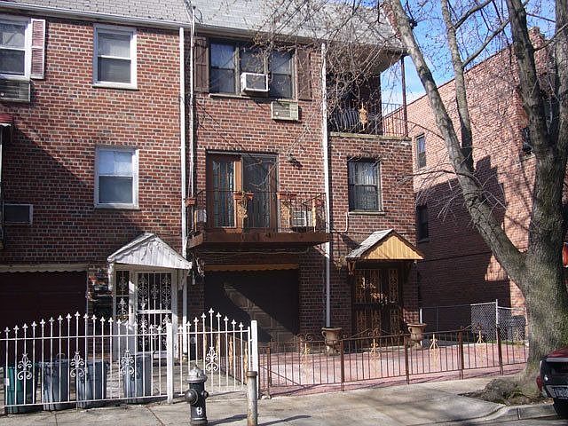 1st image of 574 E 81st St