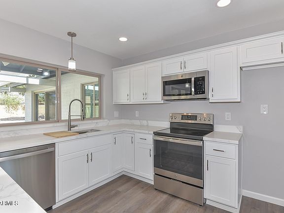 2nd image of 10034 N 50th Ave