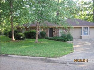 1435 Wooddell Dr, Jackson, MS 39212