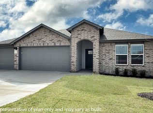 581 Crystal Dr, Prairie Grove, AR 72753