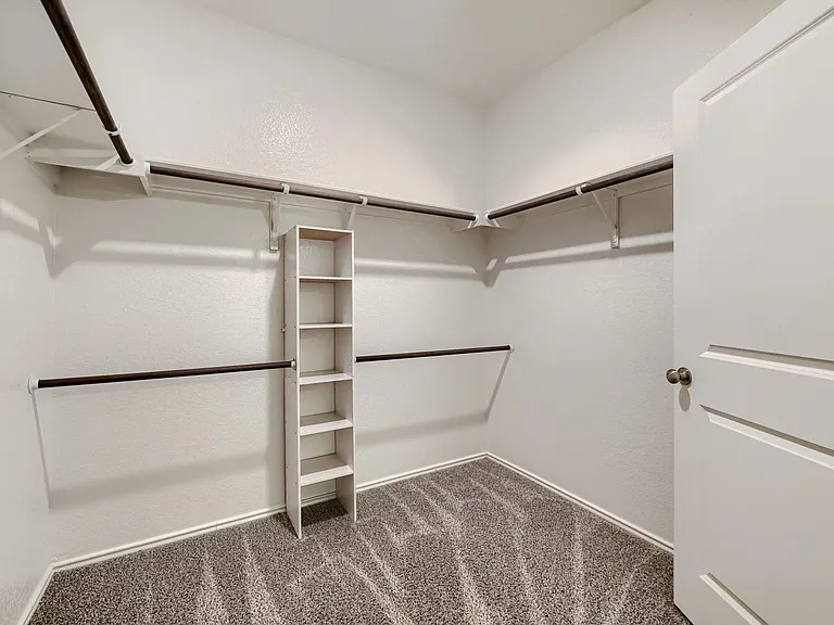 7001 Tonka Ln — Photo 23