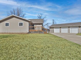 734 E Academy St, Owatonna, MN 55060