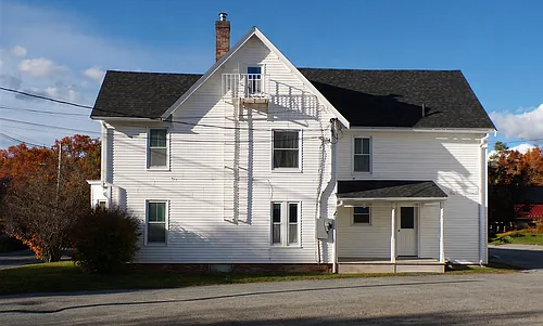 84 College Ave Photo 1