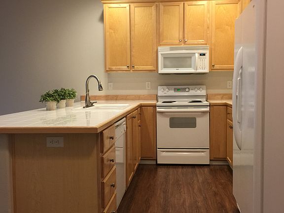 5th image of 3006 NW Morning Glory Dr
