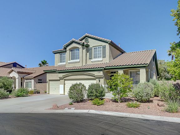 3rd image of 11490 Steponia Bay St