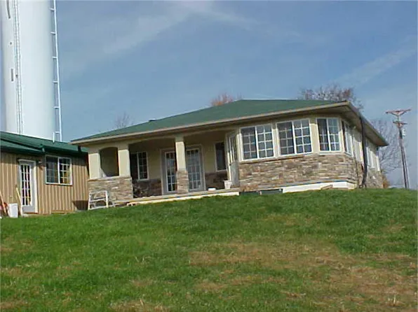 1279 Mound Hill Rd, Carrollton, KY 41008