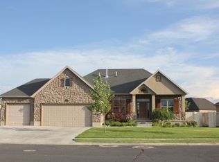573 W 2975 S, Syracuse, UT 84075