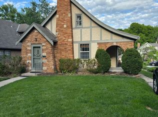 7319 Walnut St, Kansas City, MO 64114
