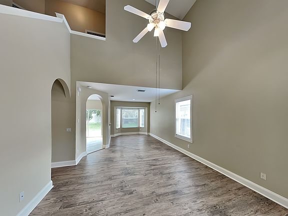 5th image of 8427 Quarter Horse Dr