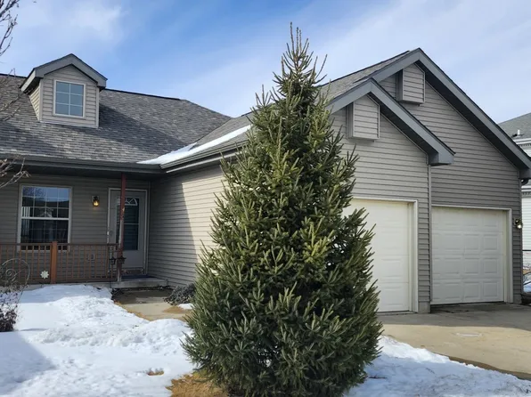 364 Santa Maria Dr, Arlington, WI 53911