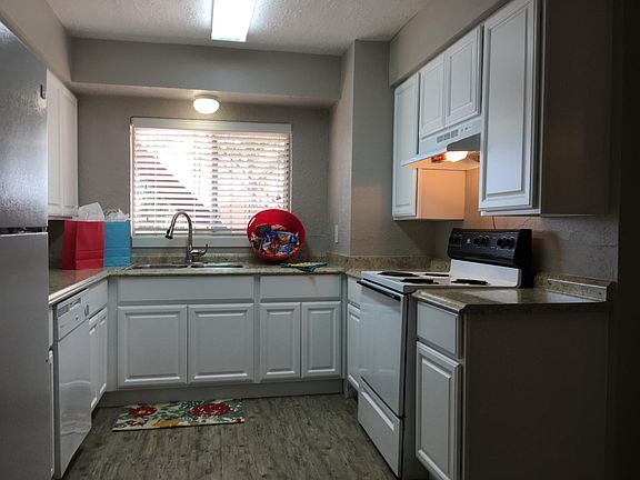 5th image of 3410 Nasa Pkwy APT 211