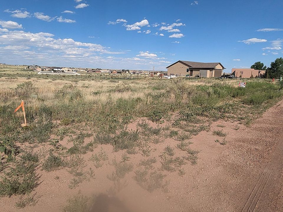 1st image of 1346 N Maverick Dr