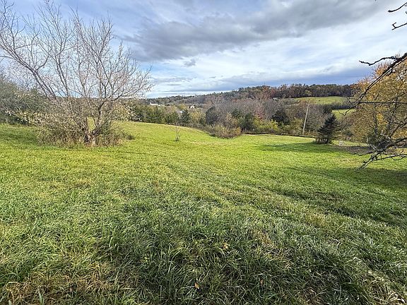 4th image of 945 Dawn Valley Way