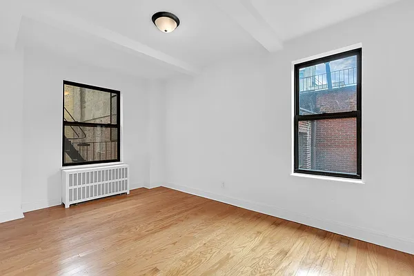 Rented by Cooper & Cooper Real Estate | media 12