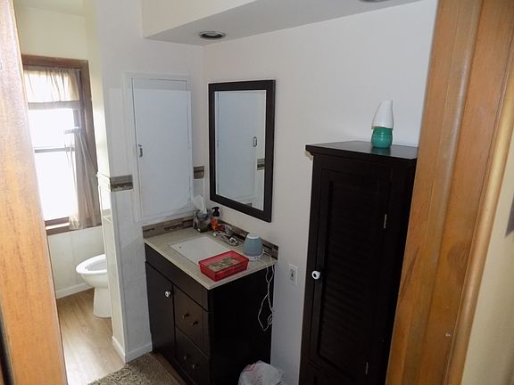 3rd image of 1729 Kensington Pl