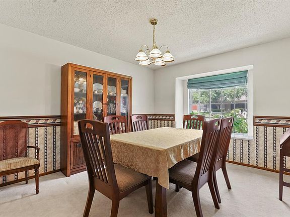 4th image of 1500 Woodvine Dr