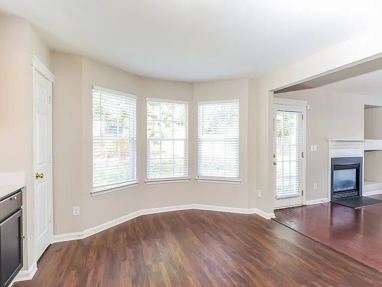 4603 Keeneland Ln — Photo 8