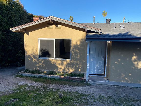 2nd image of 824 Glenway Dr