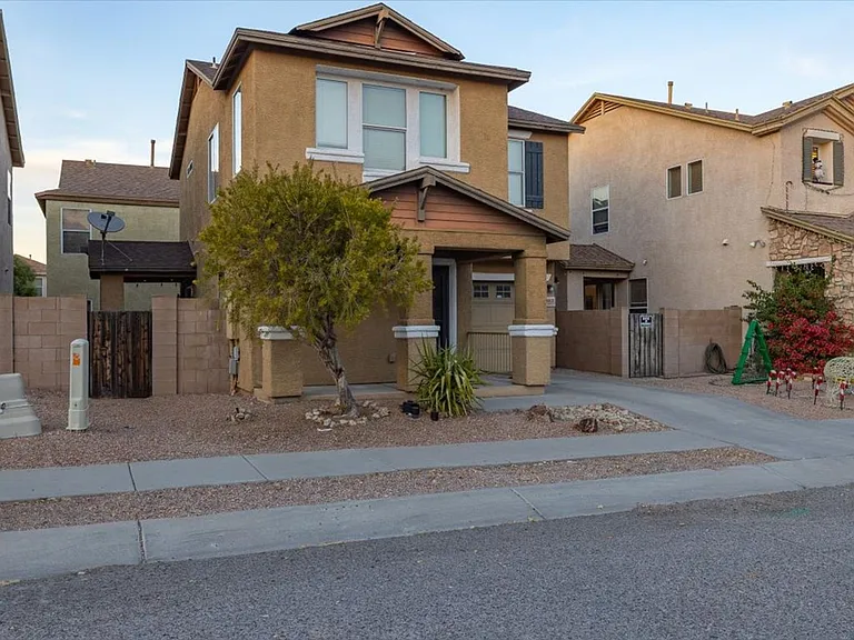 8061 E Senate St — Photo 3