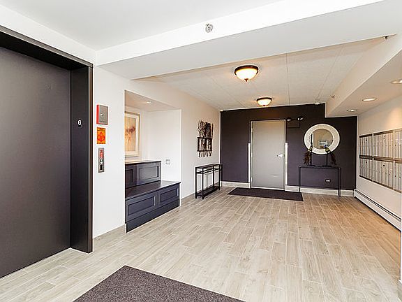 5th image of 480 E Montrose Ave APT 212