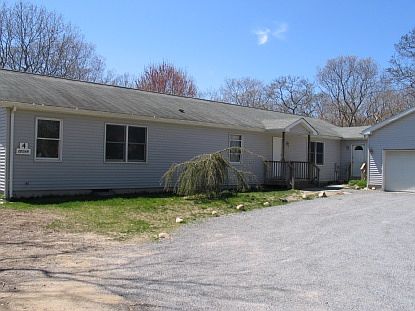 1st image of 4 Cedar Dr