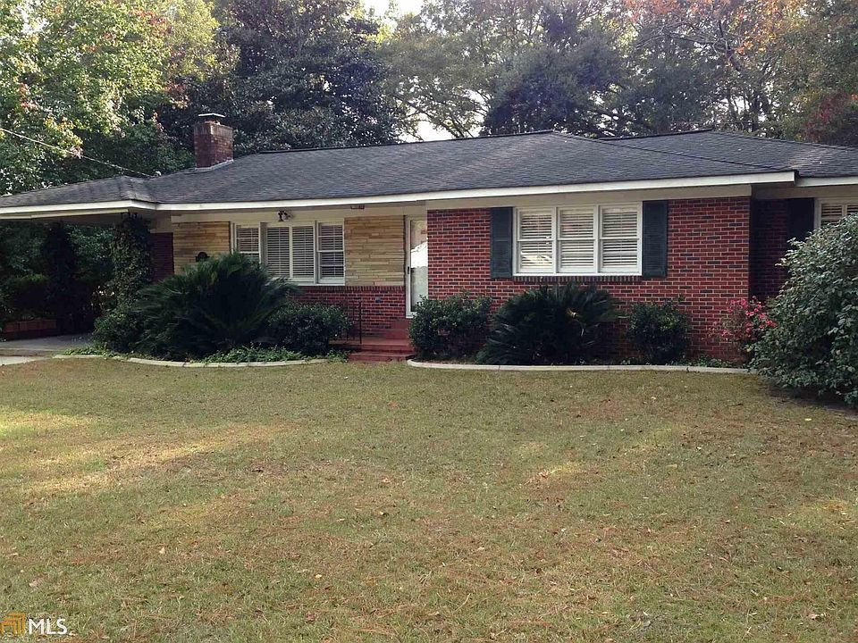 1st image of 320 Brannen St