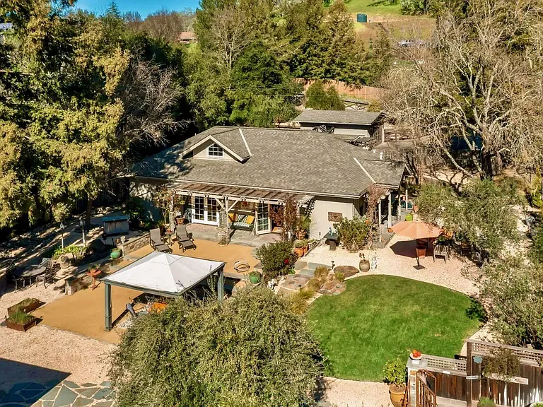 2998 Warm Springs Rd — Photo 35