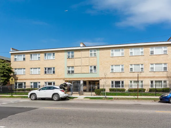 2636 W Foster Ave APT 204, Chicago, IL 60625