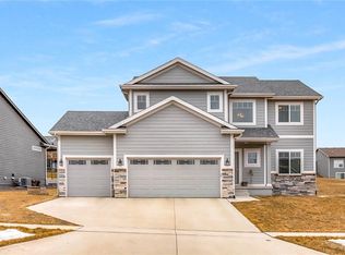 516 Timberview Dr, Adel, IA 50003
