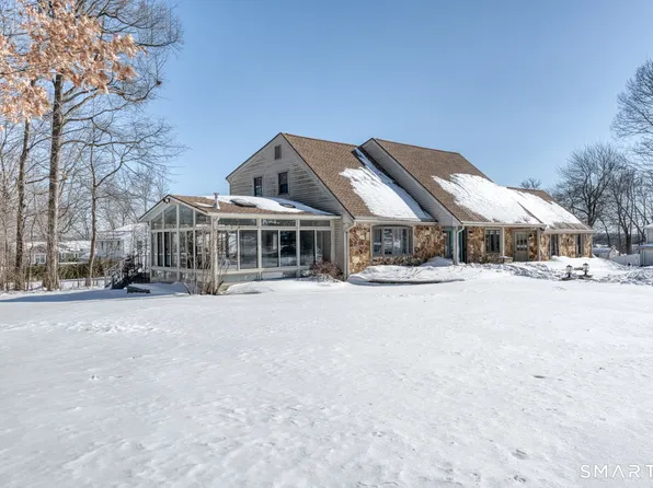 9 Preli Court, Southington, CT 06489