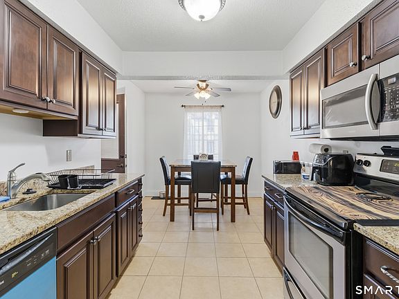 3rd image of 365 Mather Street APT 128