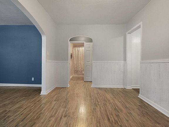 5th image of 445 S Rollins St