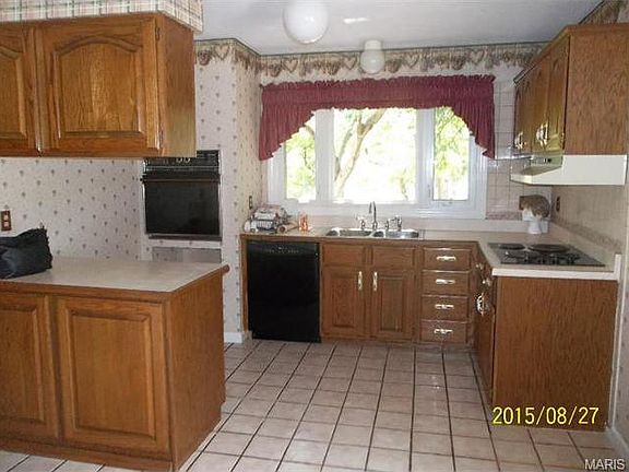 5th image of 4826 Royal King Ct
