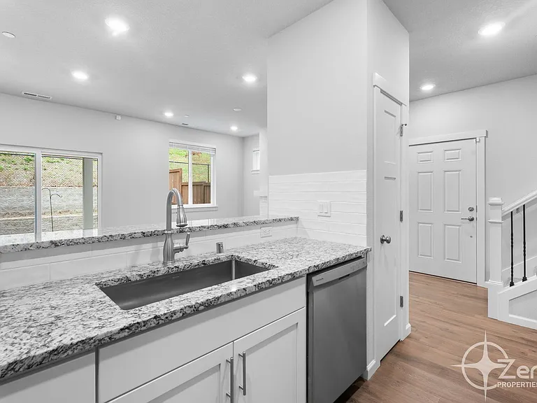 4129 N Canyon Cir — Photo 4