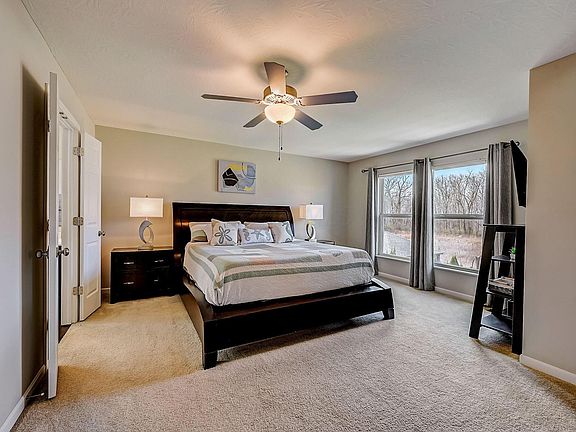 5th image of 3457 Woodland Dr